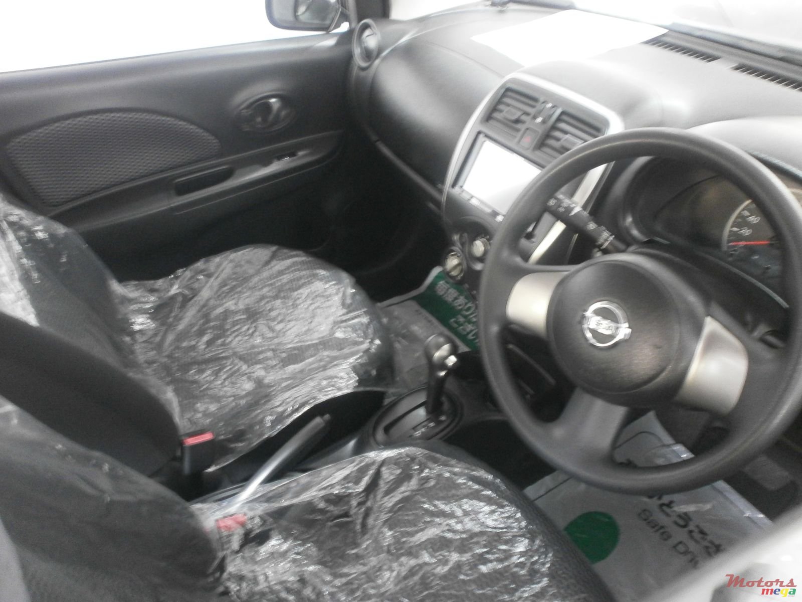 2014' Nissan March photo #3