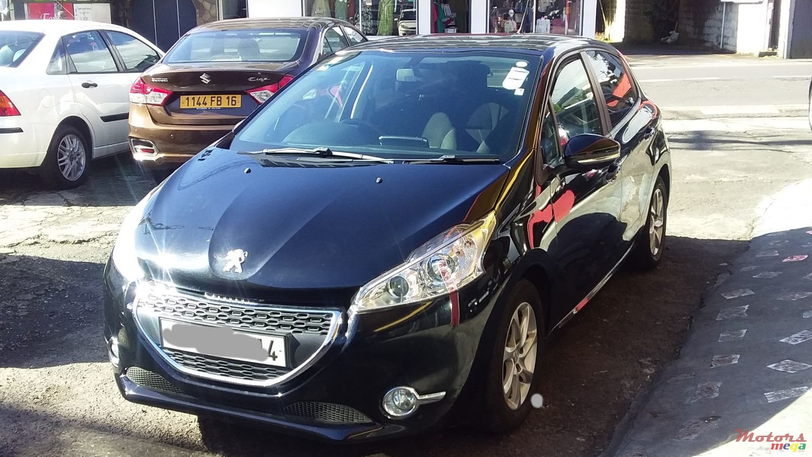 2014' Peugeot 208 photo #2