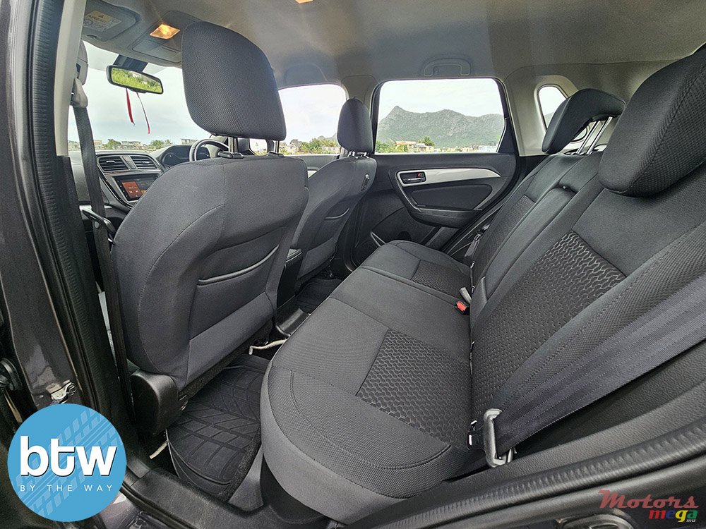 2021' Suzuki BREZZA GLX photo #6