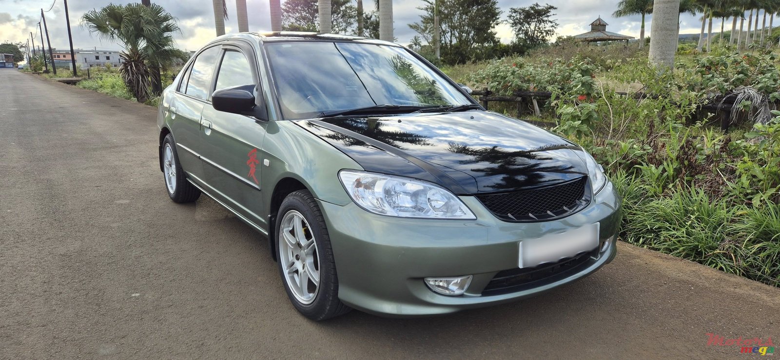 2004' Honda Civic ES 8 photo #1