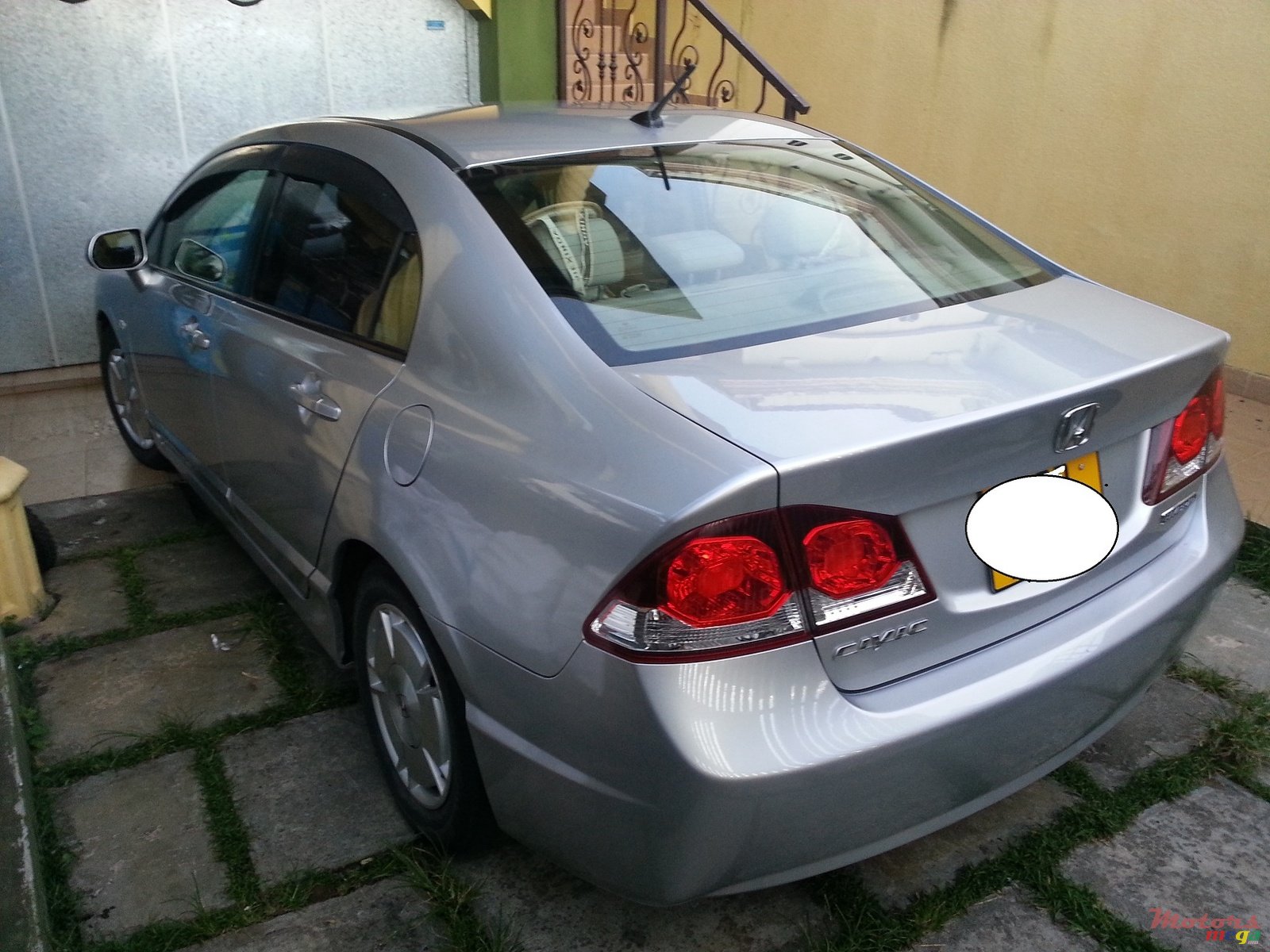 2010' Honda Civic hybrid photo #6