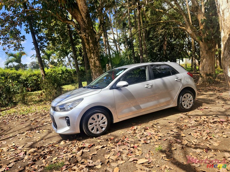 2017' Kia Rio photo #1