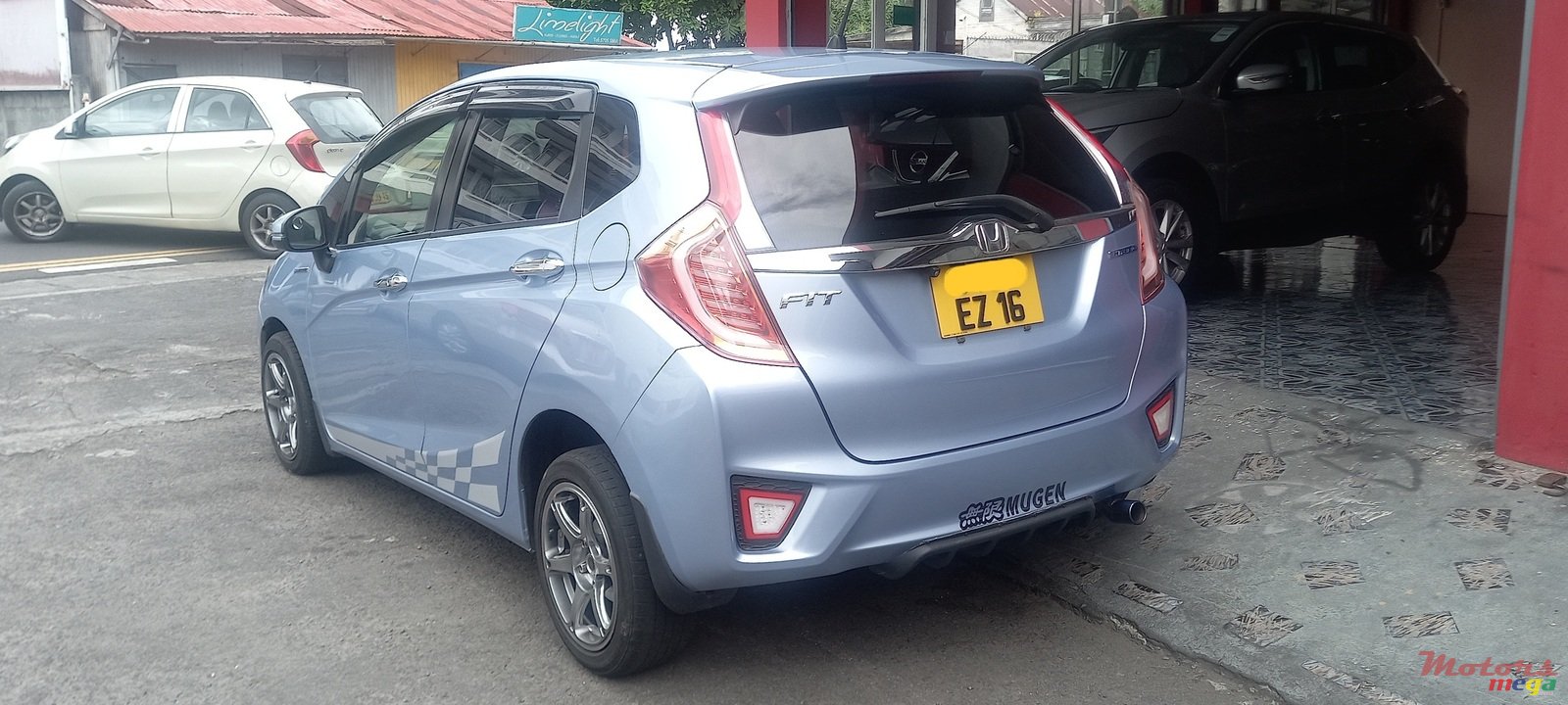 2016' Honda Fit photo #2