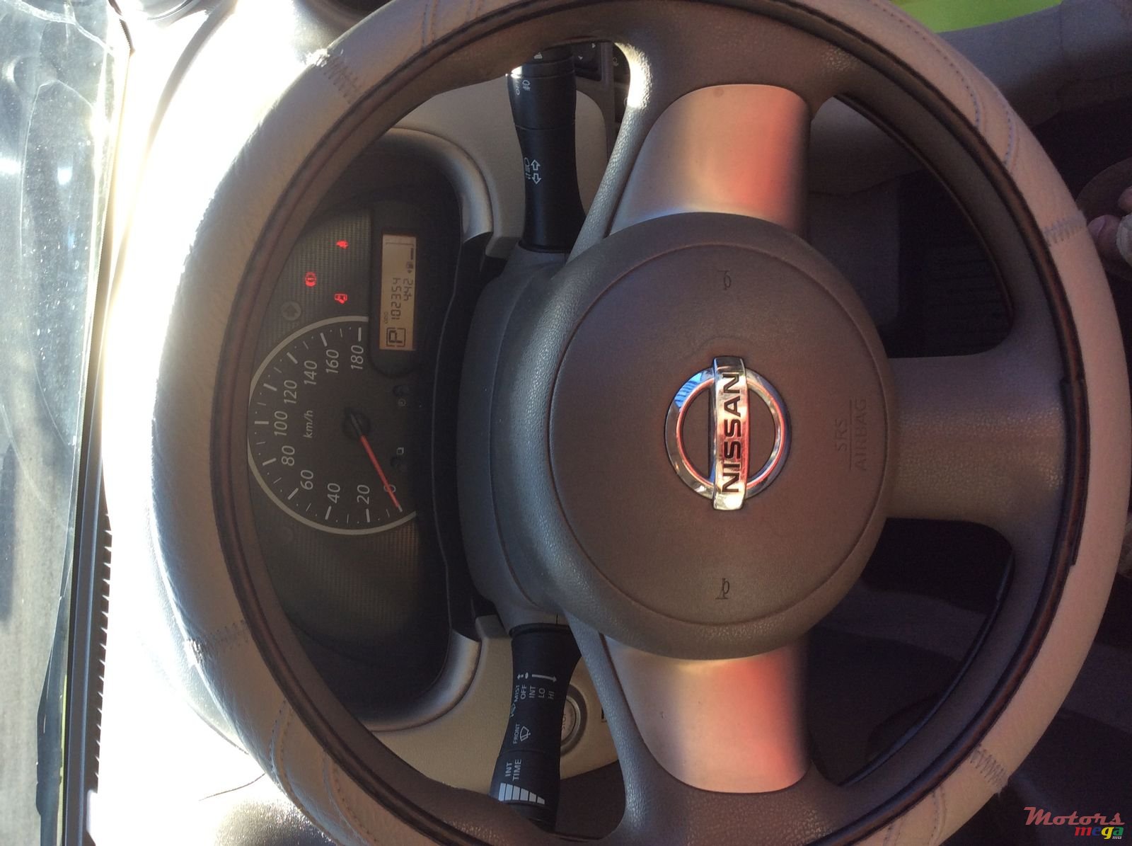 2012' Nissan March photo #6