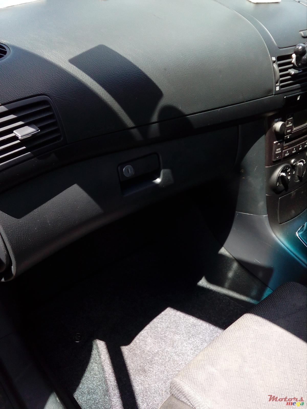 2007' Toyota Avensis Origine photo #3