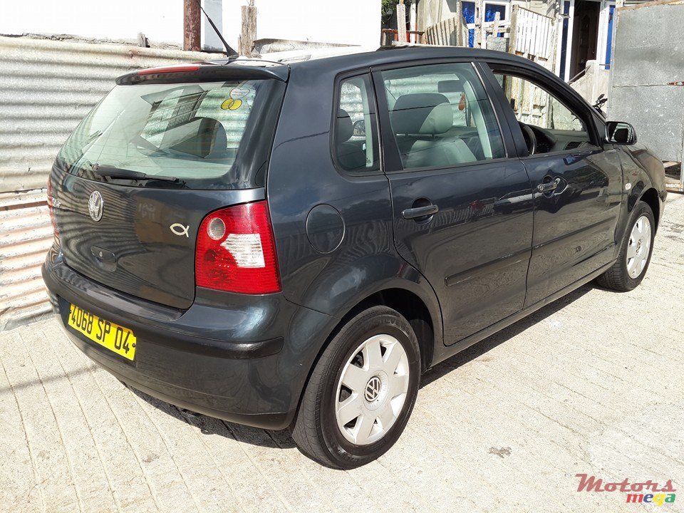 2004' Volkswagen Polo 9n1 photo #2