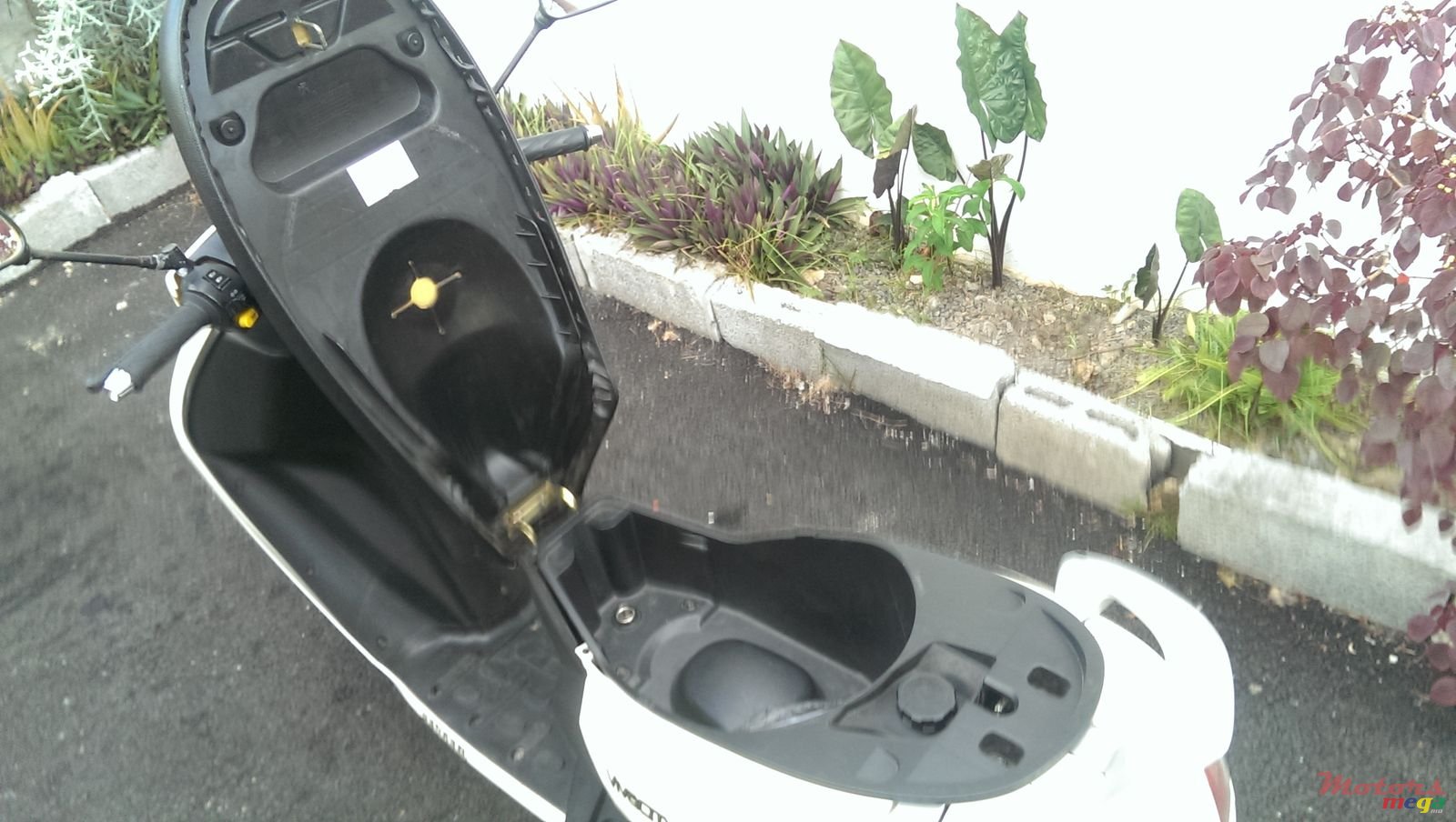 2015' Peugeot photo #2