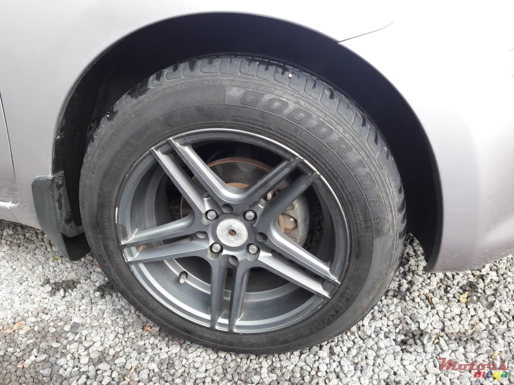 2010' Nissan Micra photo #6