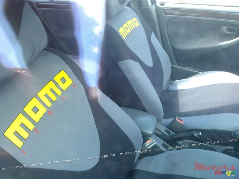 2000' Rover 400 photo #2