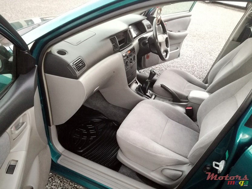 2002' Toyota Corolla NZE X-Manual JAPAN photo #5