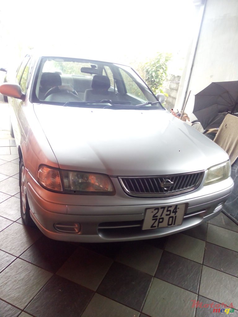2001' Nissan Sunny photo #4