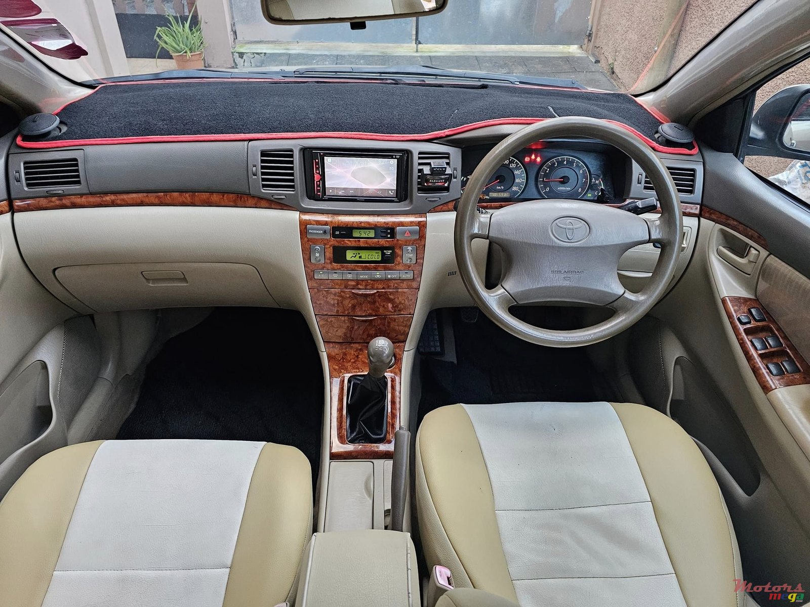 2006' Toyota Corolla 40th Anniversary Edition photo #5