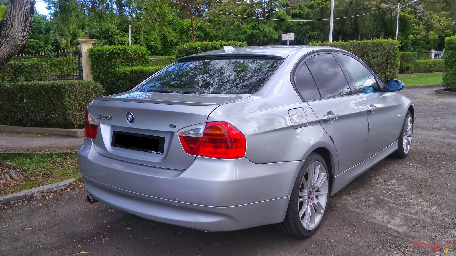 2005' BMW 320 photo #3