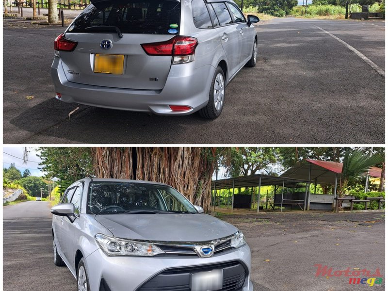 2020' Toyota Fielder photo #1