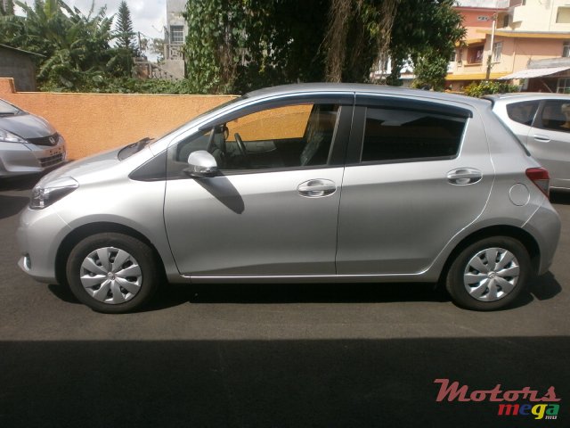 2013' Toyota XA Vitz JAPAN photo #2