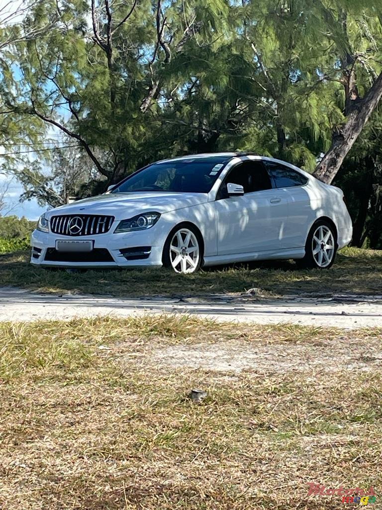 2015' Mercedes-Benz AMG photo #2