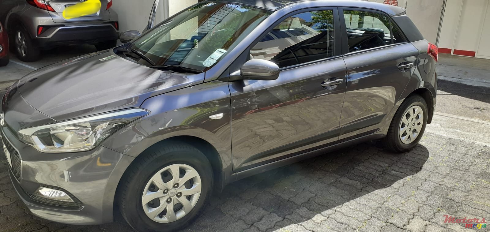 2017' Hyundai i20 photo #2