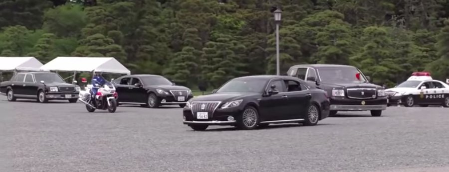 Japan’s New Emperor Getting Unique, Open-Top Toyota Crown