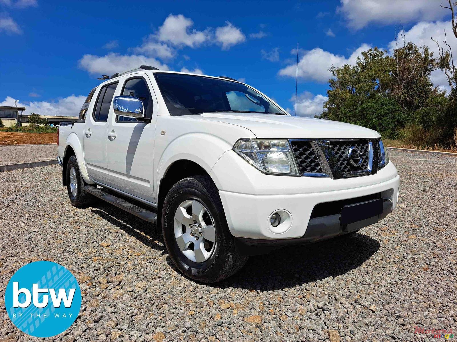 2017' Nissan Navara photo #1