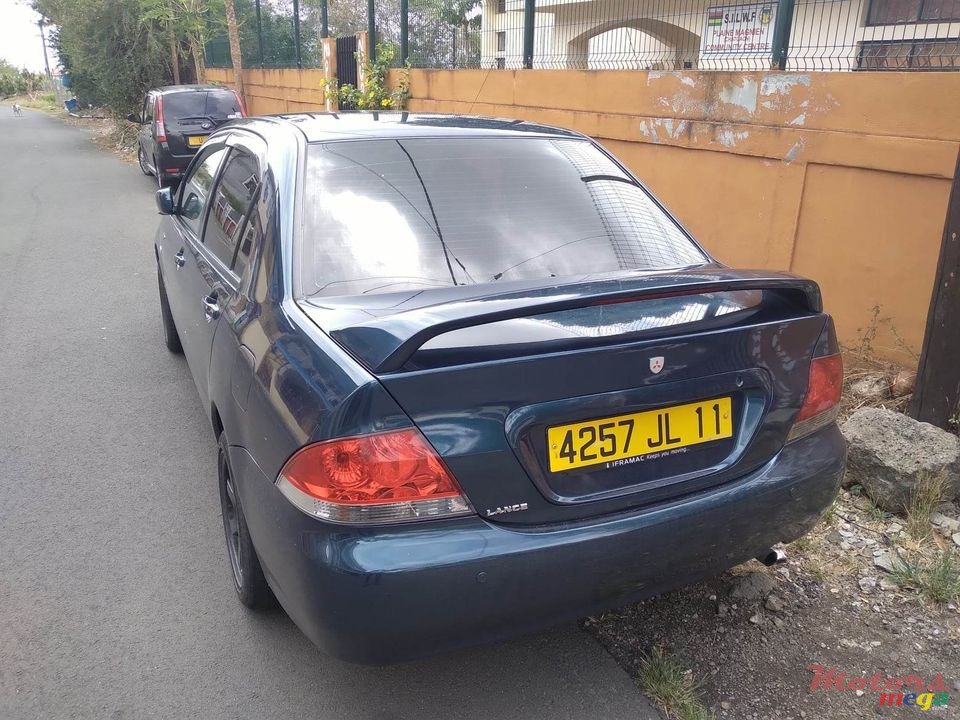 2011' Mitsubishi Lancer none photo #3