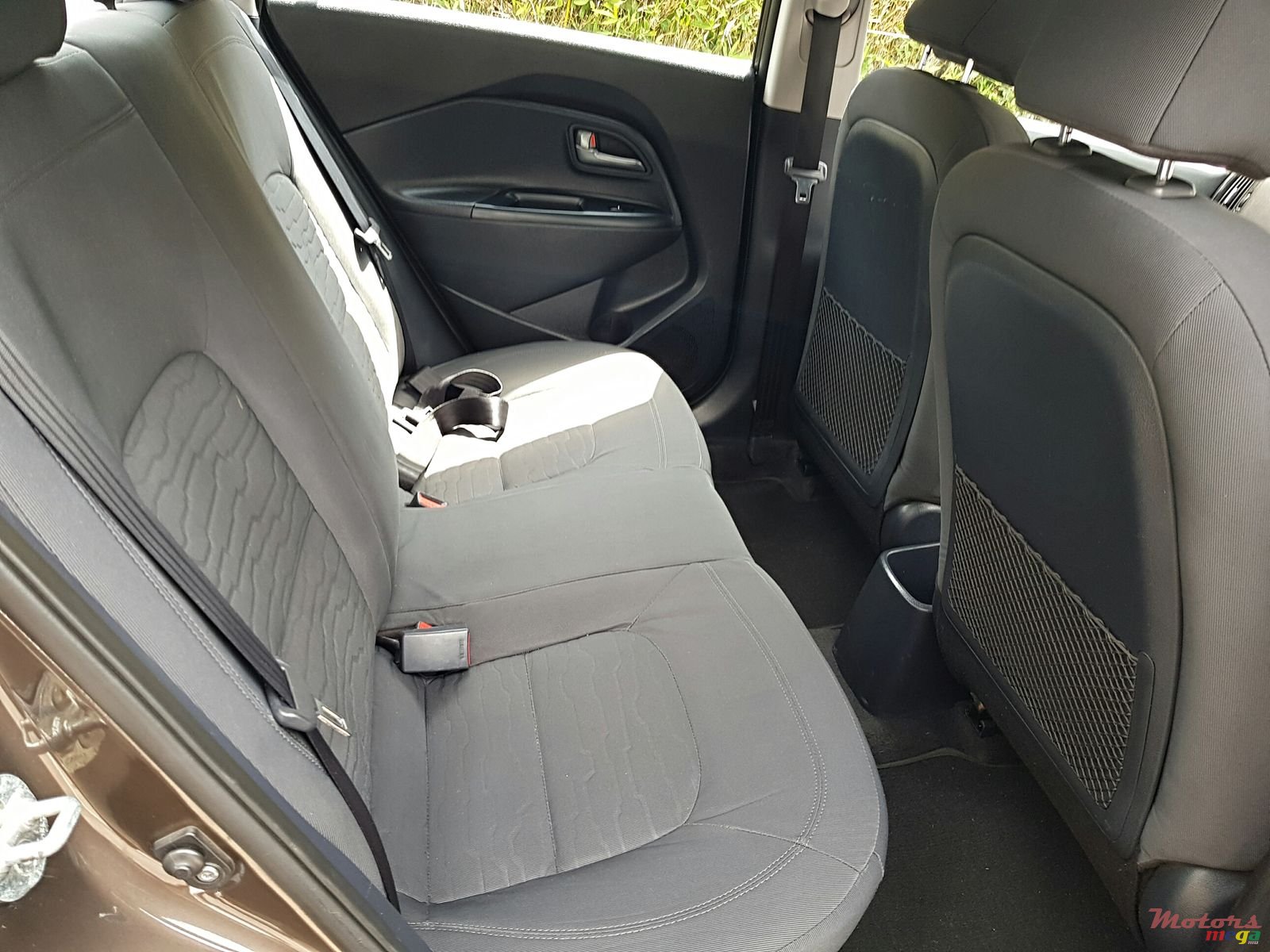 2016' Kia Rio photo #6