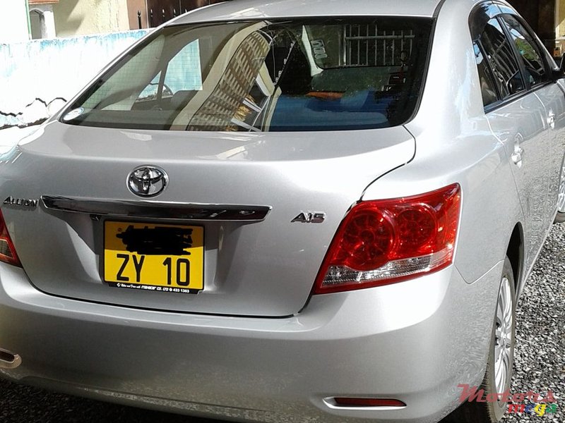 2010' Toyota Allion photo #2