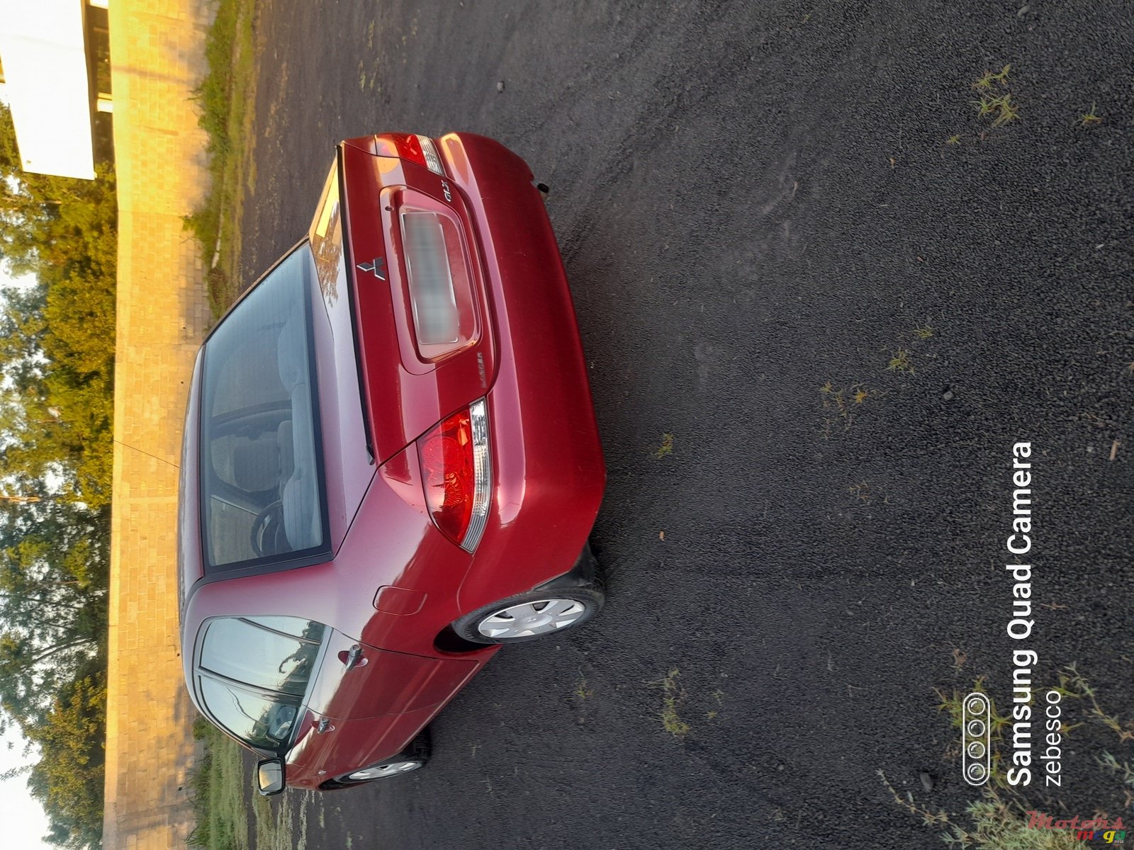 2004' Mitsubishi Lancer photo #1