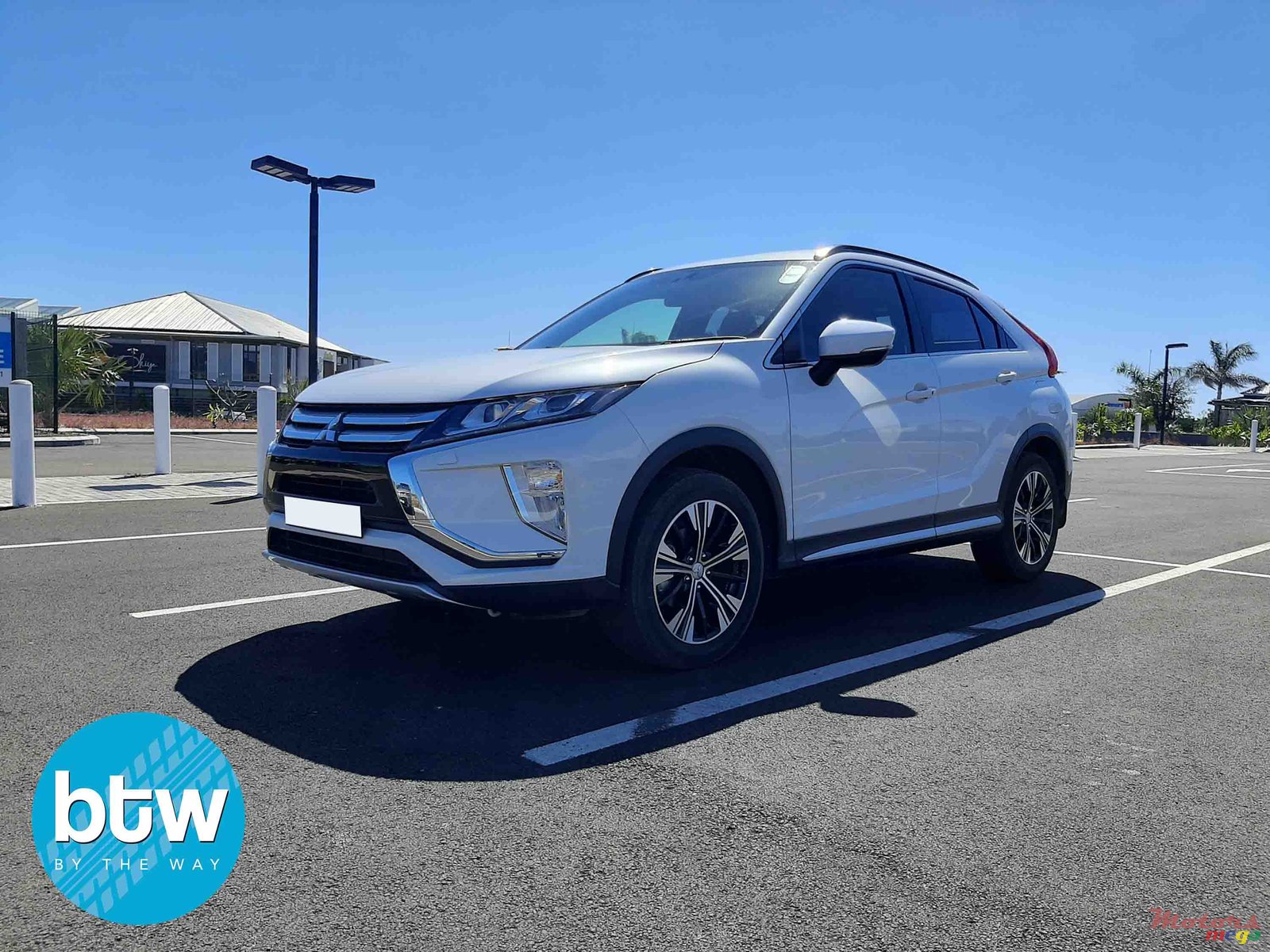 2019' Mitsubishi Eclipse photo #2