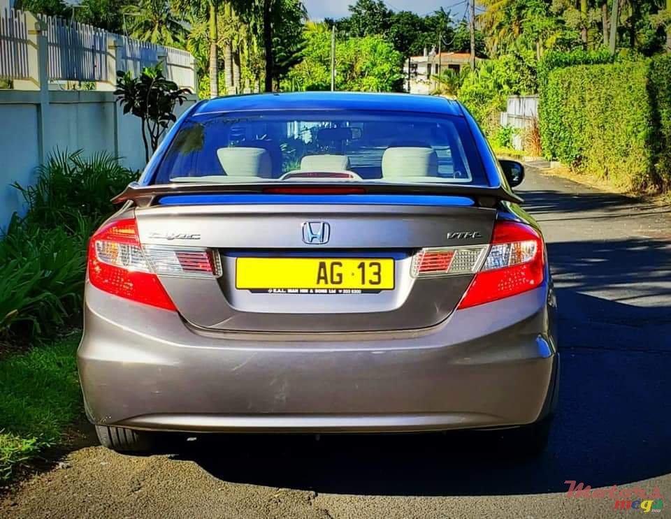 2013' Honda Civic VTEC photo #3