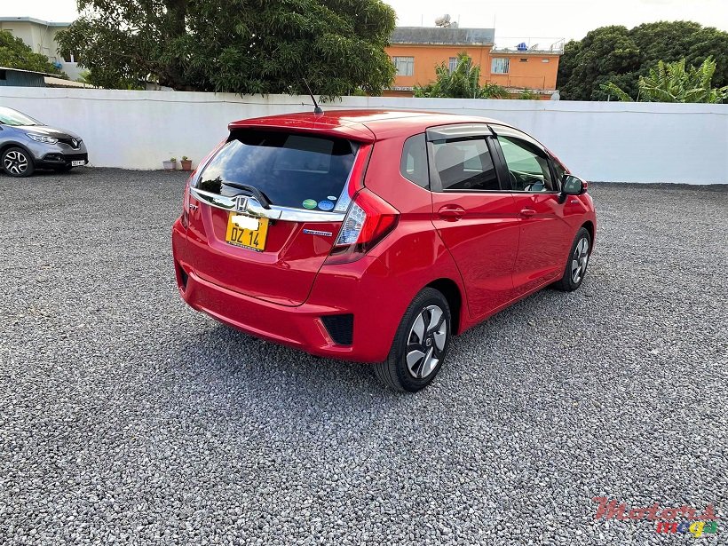 2014' Honda Fit Hybrid 1.5L JAPAN photo #1