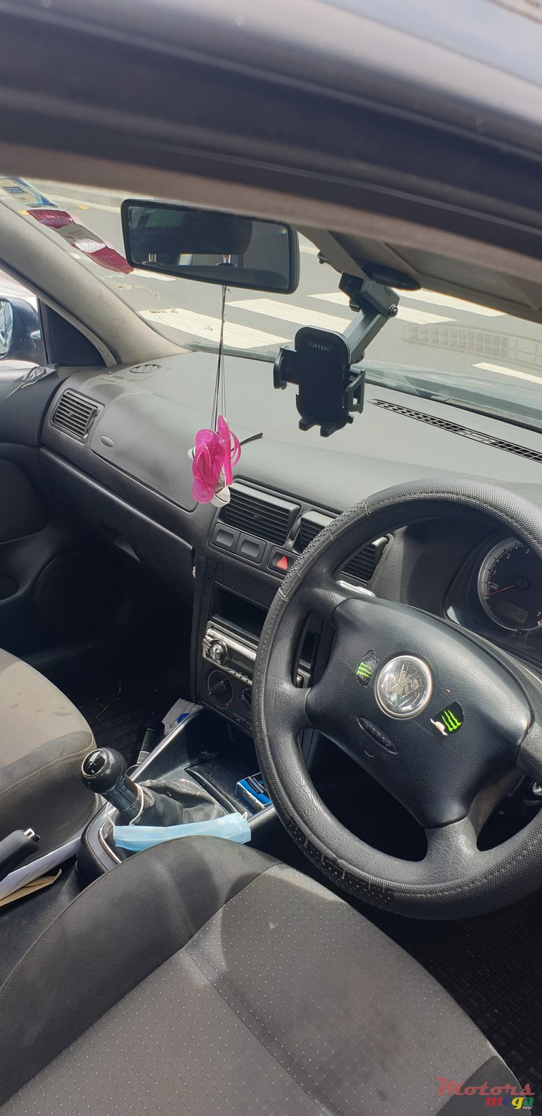 2007' Volkswagen Golf IV photo #2