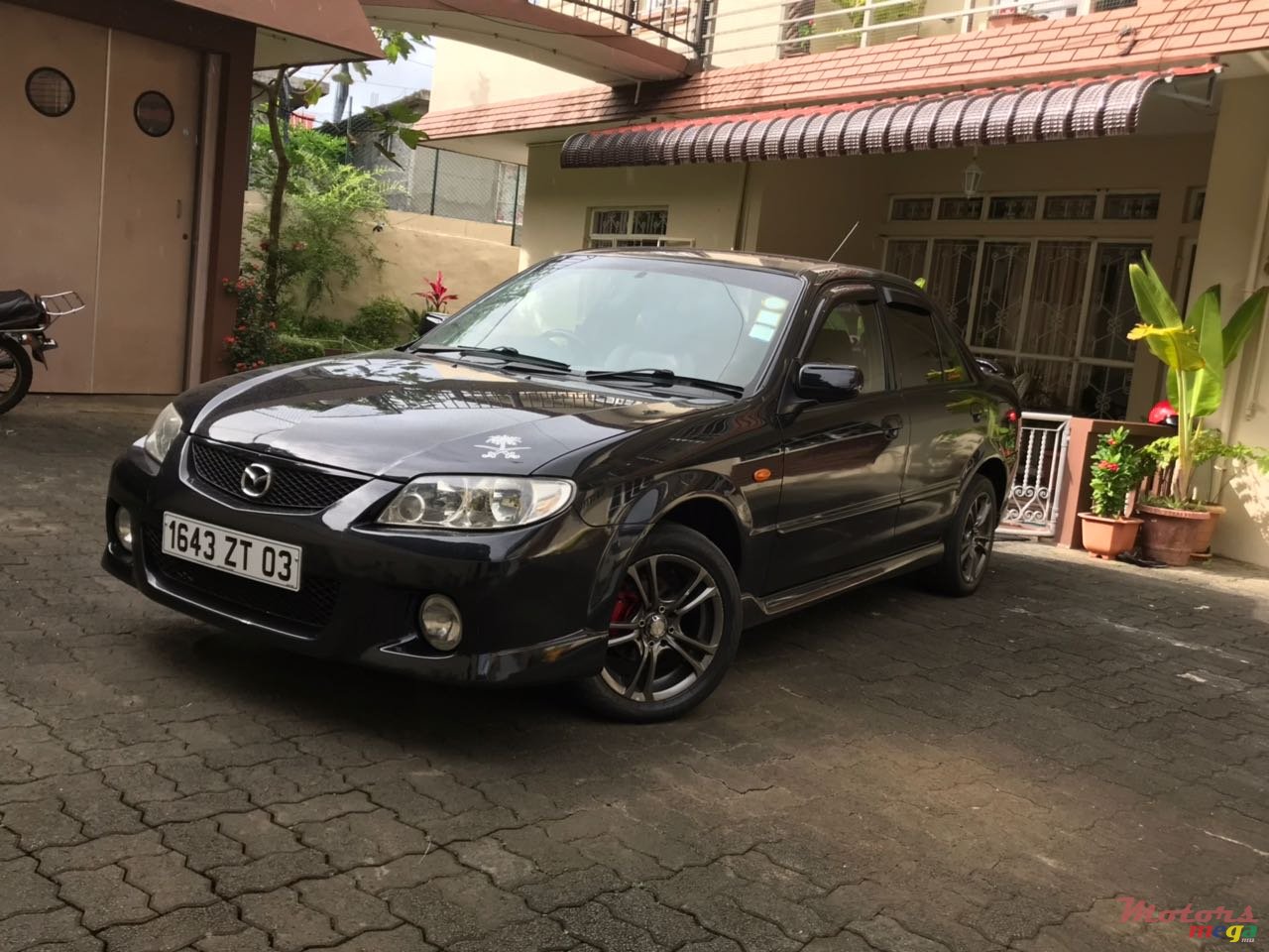 2003' Mazda photo #3