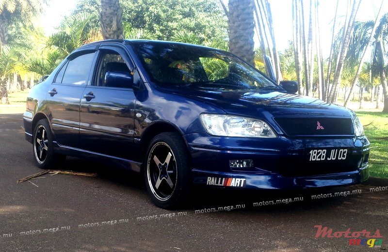 2003' Mitsubishi photo #1