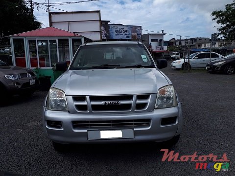 2004' Isuzu 4X2 KB 250 photo #3