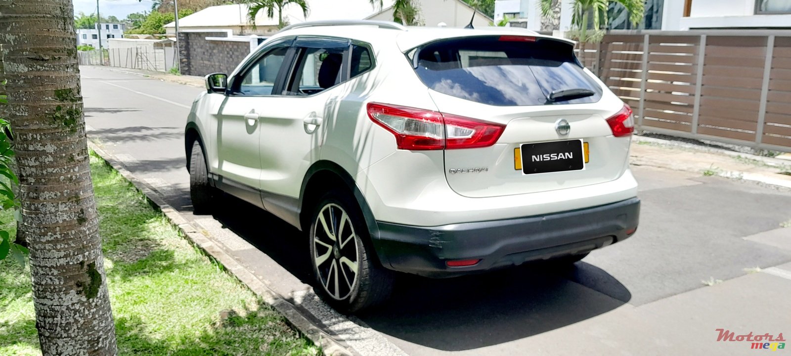 2015' Nissan Qashqai Acenta photo #3