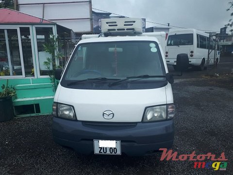 2000' Mazda Bongo photo #3