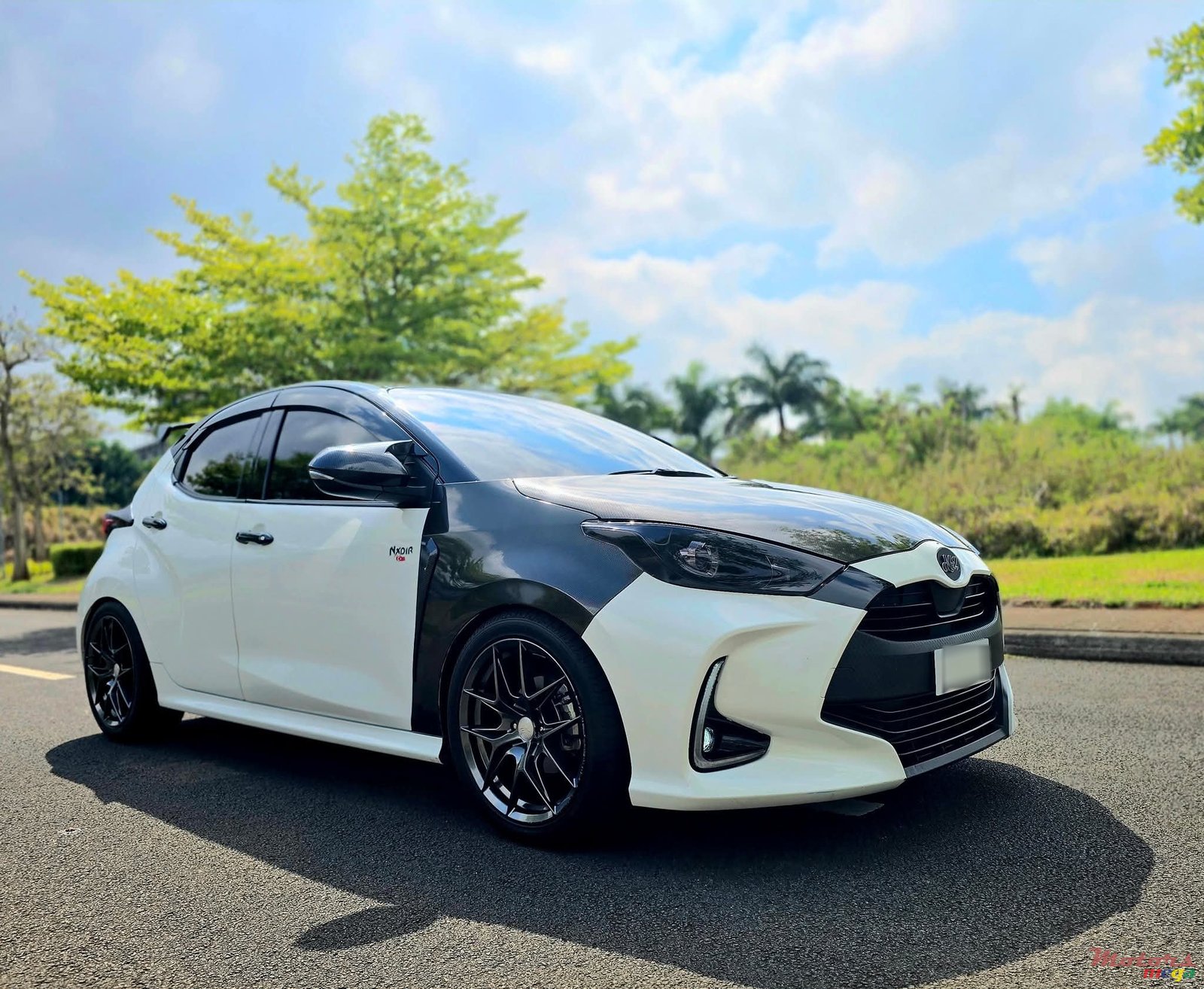 2022' Toyota Yaris photo #3
