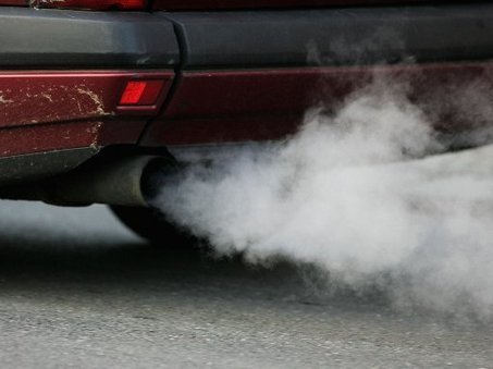 The carbon tax against smoke and vehicle congestion