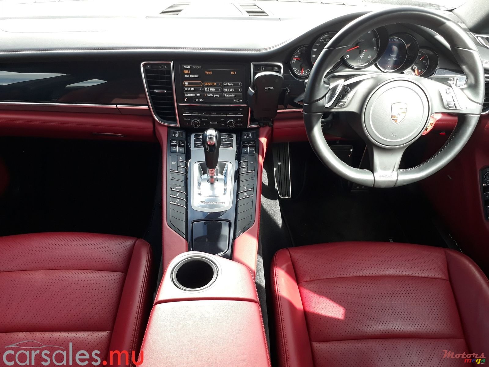 2014' Porsche Panamera photo #6