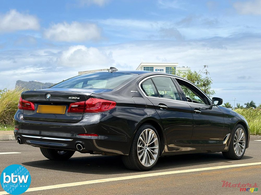 2018' BMW 530 530e photo #4