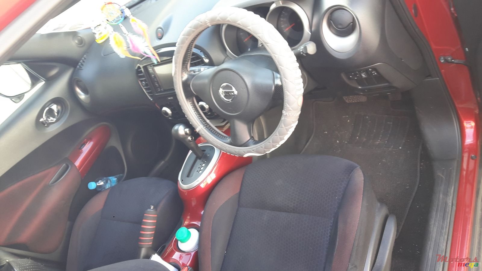 2012' Nissan Juke photo #1