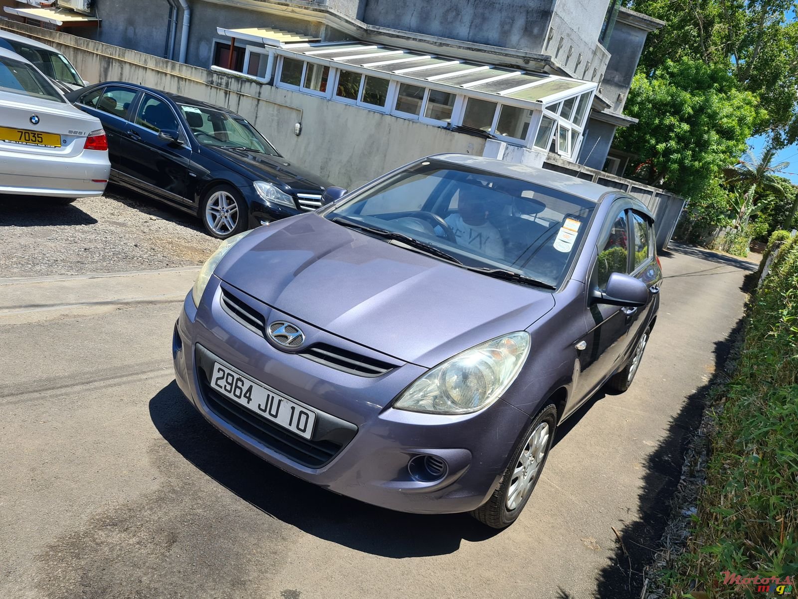 2011' Hyundai i20 Manual photo #2