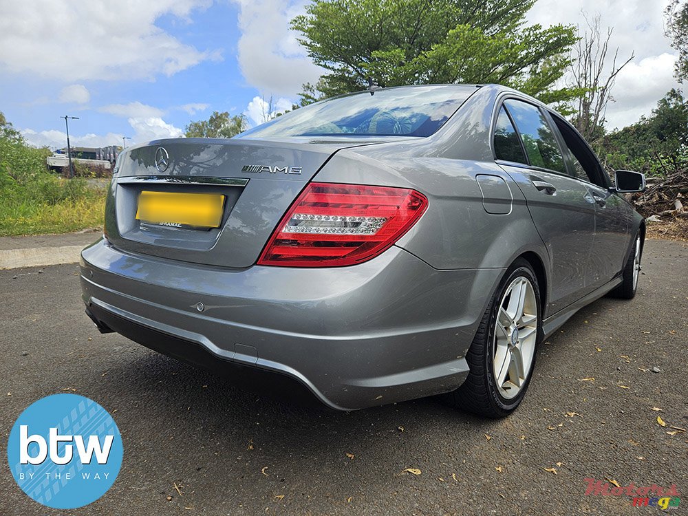 2013' Mercedes-Benz C 180 AMG photo #4