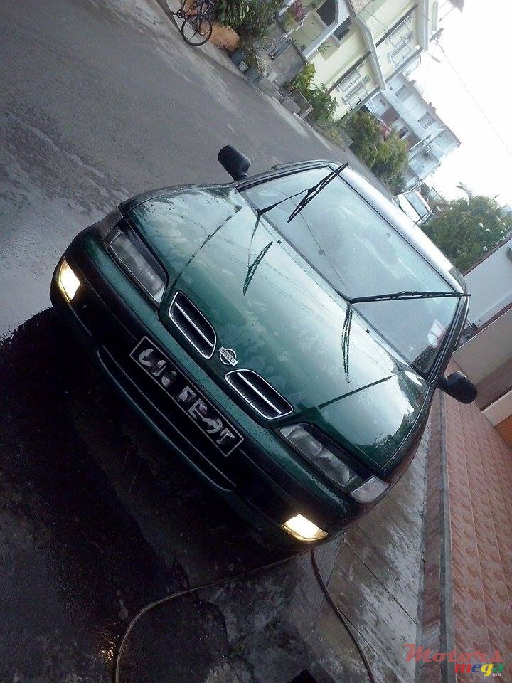 1997' Nissan Primera CD photo #1
