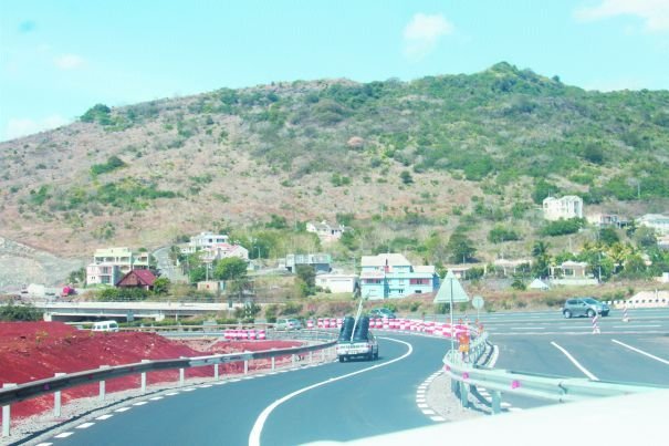 Ring Road: déviation à Montebello sur l’autoroute