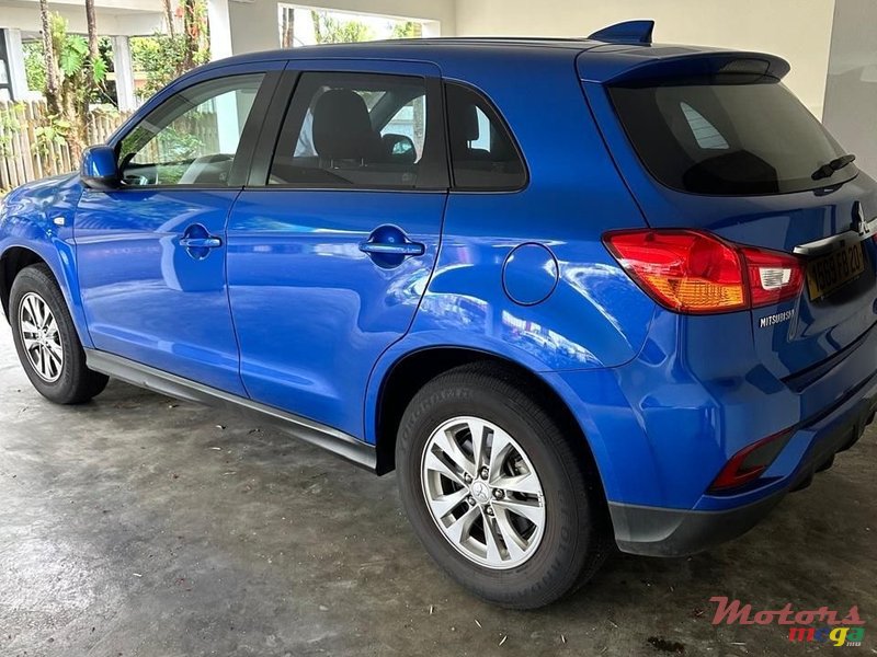 2020' Mitsubishi ASX photo #2