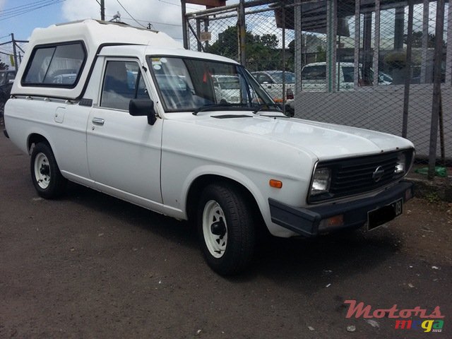 2009' Nissan Pickup photo #5