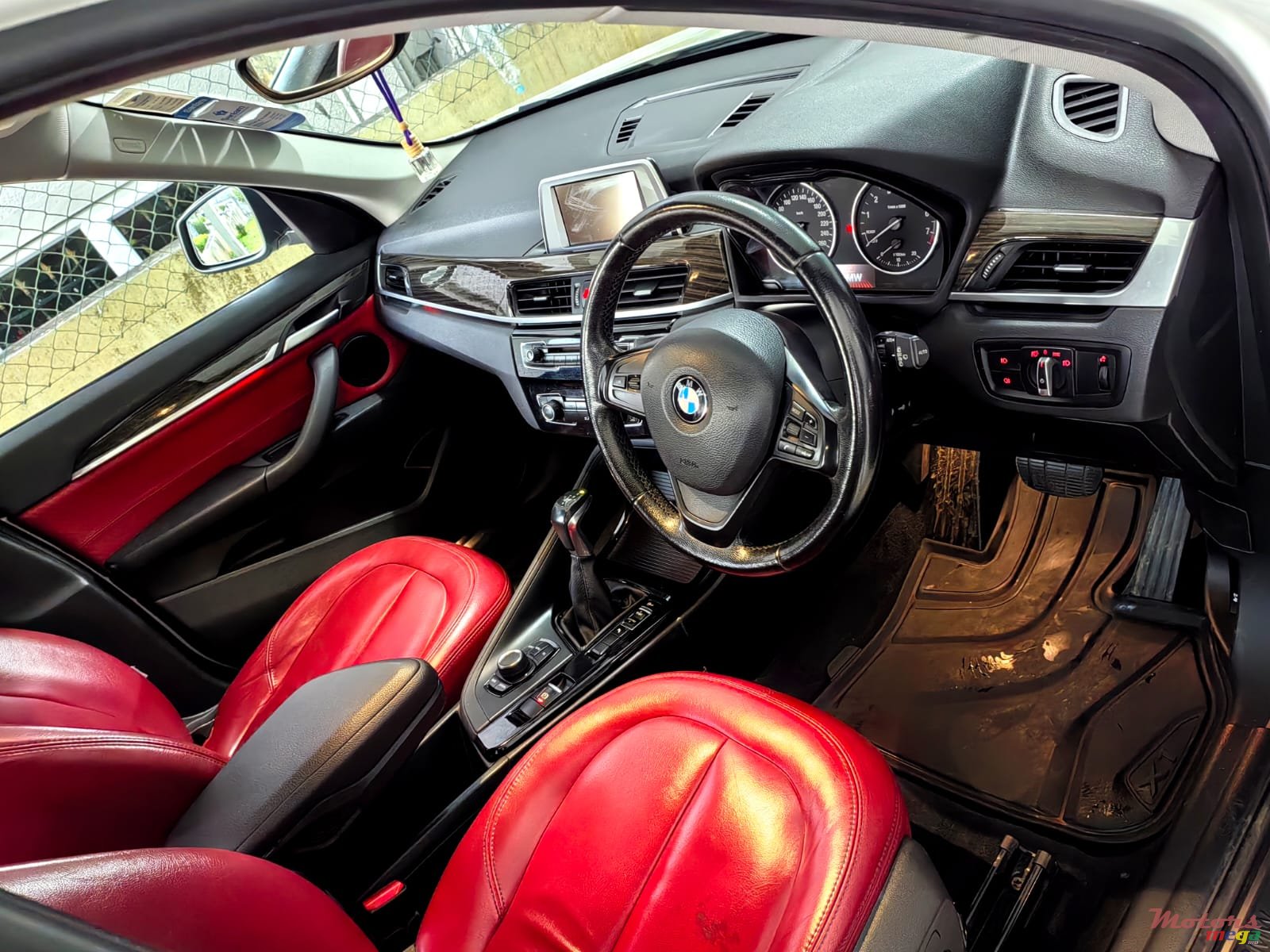 2016' BMW X1 photo #6