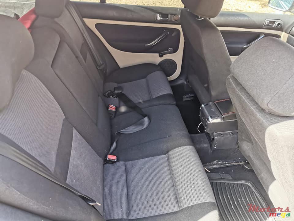 2000' Volkswagen Golf IV TDI photo #5