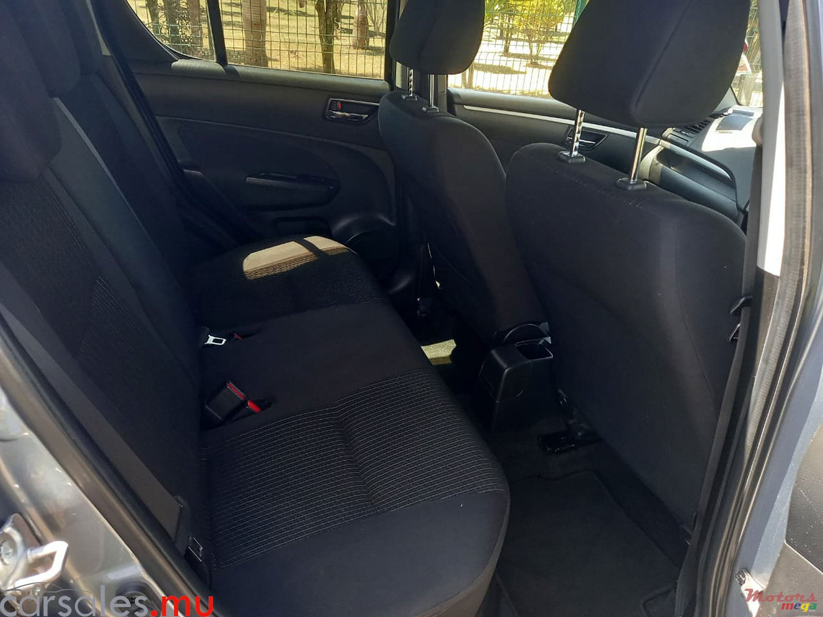 2013' Suzuki Swift 1.2 photo #6